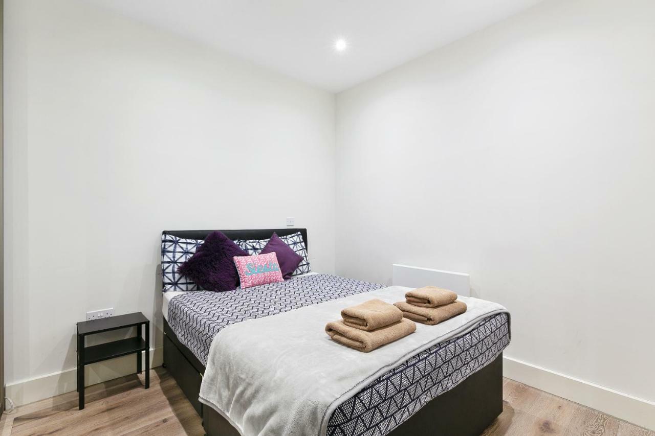 Mondial Apartments At Heathrow Harmondsworth Buitenkant foto