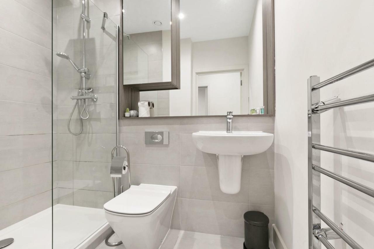 Mondial Apartments At Heathrow Harmondsworth Buitenkant foto