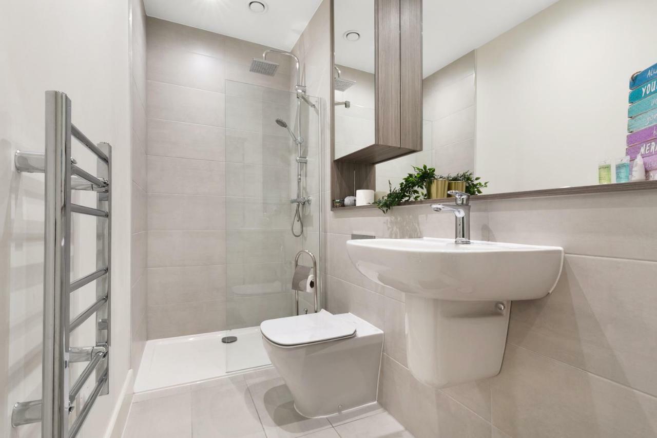 Mondial Apartments At Heathrow Harmondsworth Buitenkant foto