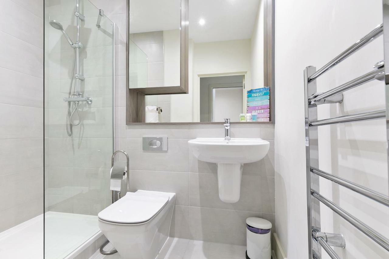 Mondial Apartments At Heathrow Harmondsworth Buitenkant foto